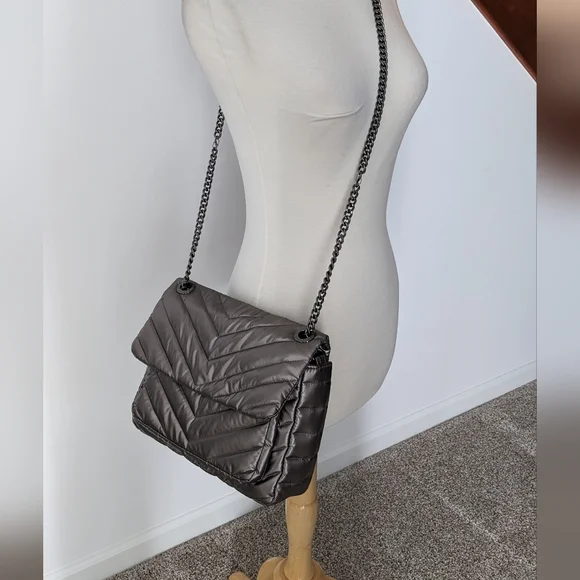 Think Royln metallic puffer bag - Picture 6 of 6